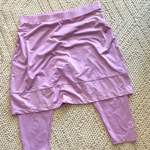 EUC Lavender Mesh Snoga size 1X XL modest skirt skirt capri leggings